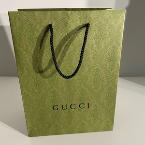 Gucci green paper bag